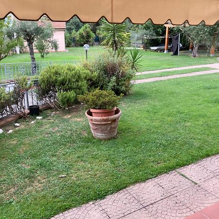 Villa Cantarelli Massa  Exterior photo